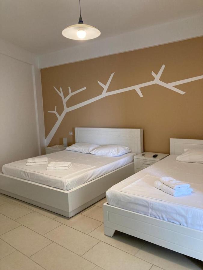 Aldi'S Guest House Vlorë 外观 照片